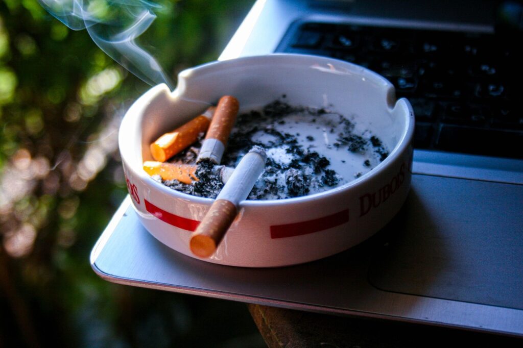 Comprar tabaco online a domicilio: ventajas y consejos para un pedido seguro